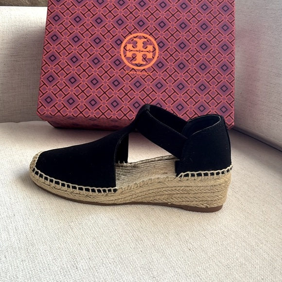 Tory Burch Perfect Black Espadrille Sandals. Size 8. New With All Packaging. - Picture 10 of 13
